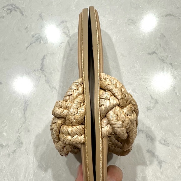 Zara women’s tan woven raffia flat sandals / slides size 37 - Picture 7 of 11